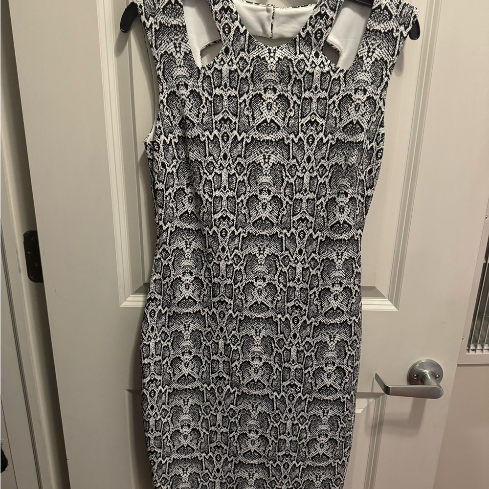 Cache - Black and White Dress - Size 6